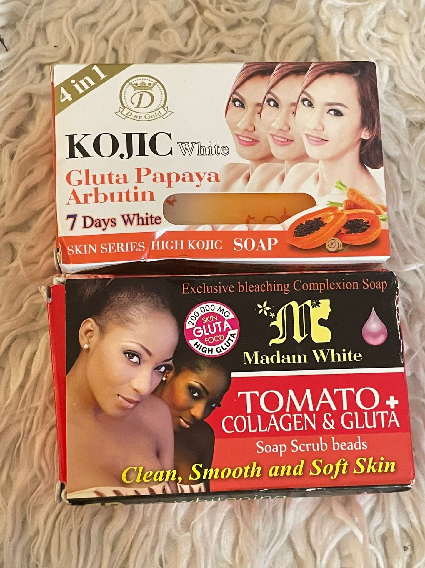 Lot de 2 savon Kojic tomato et papaya